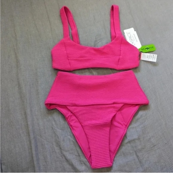 L*Space Jess Desi Bikini Set Bougainvillea - Picture 2 of 8